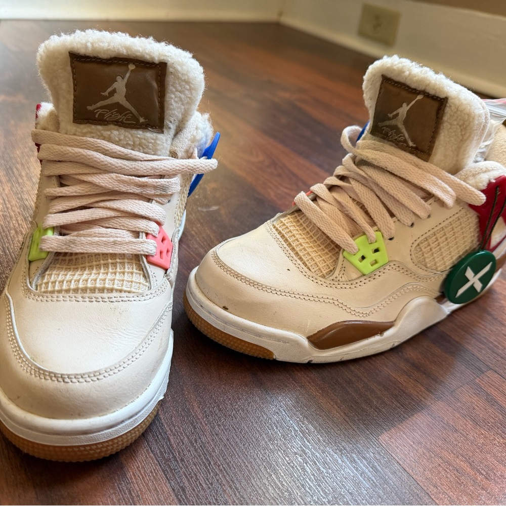 Jordan Kids Sneakers in Cream and Multicolor